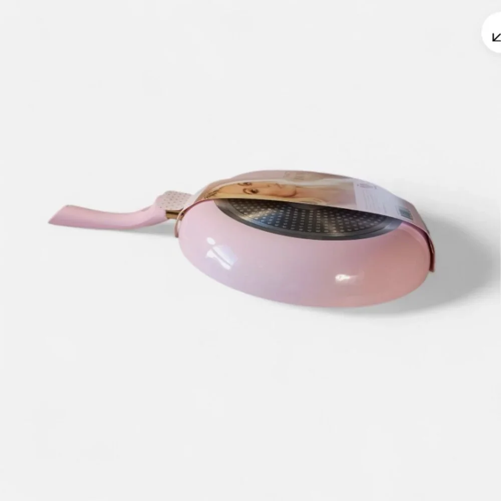 Paris Hilton 11” FRY PAN Ceramic Nonstick Pink, That's Hot Dishwasher Safe New